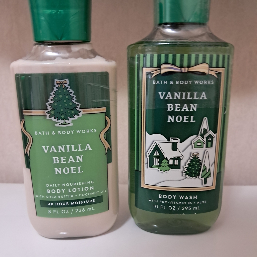 Bath & Body Works Vanilla Bean Noel Body Wash and Lotion Set - Green and White